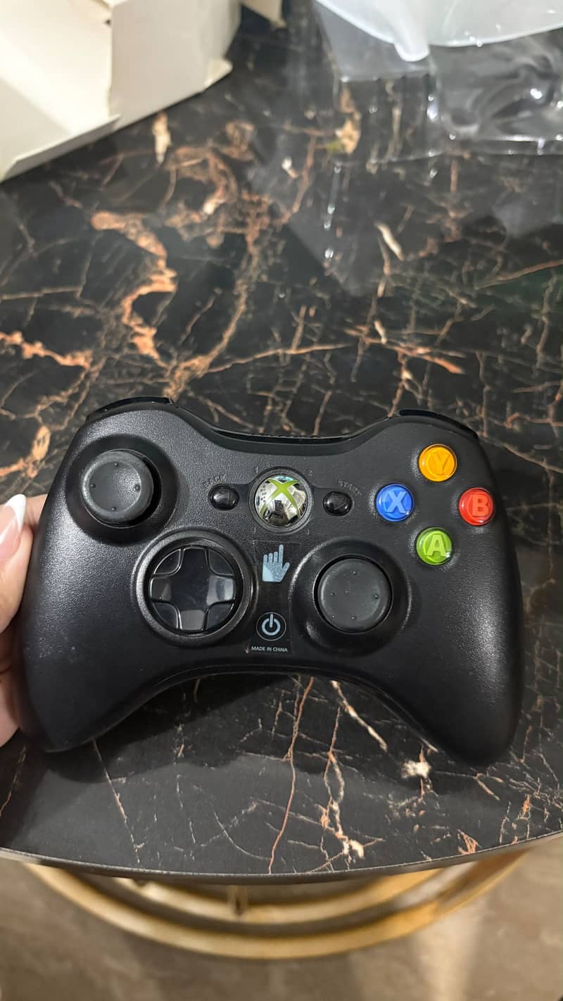 Xbox 360 controller 0