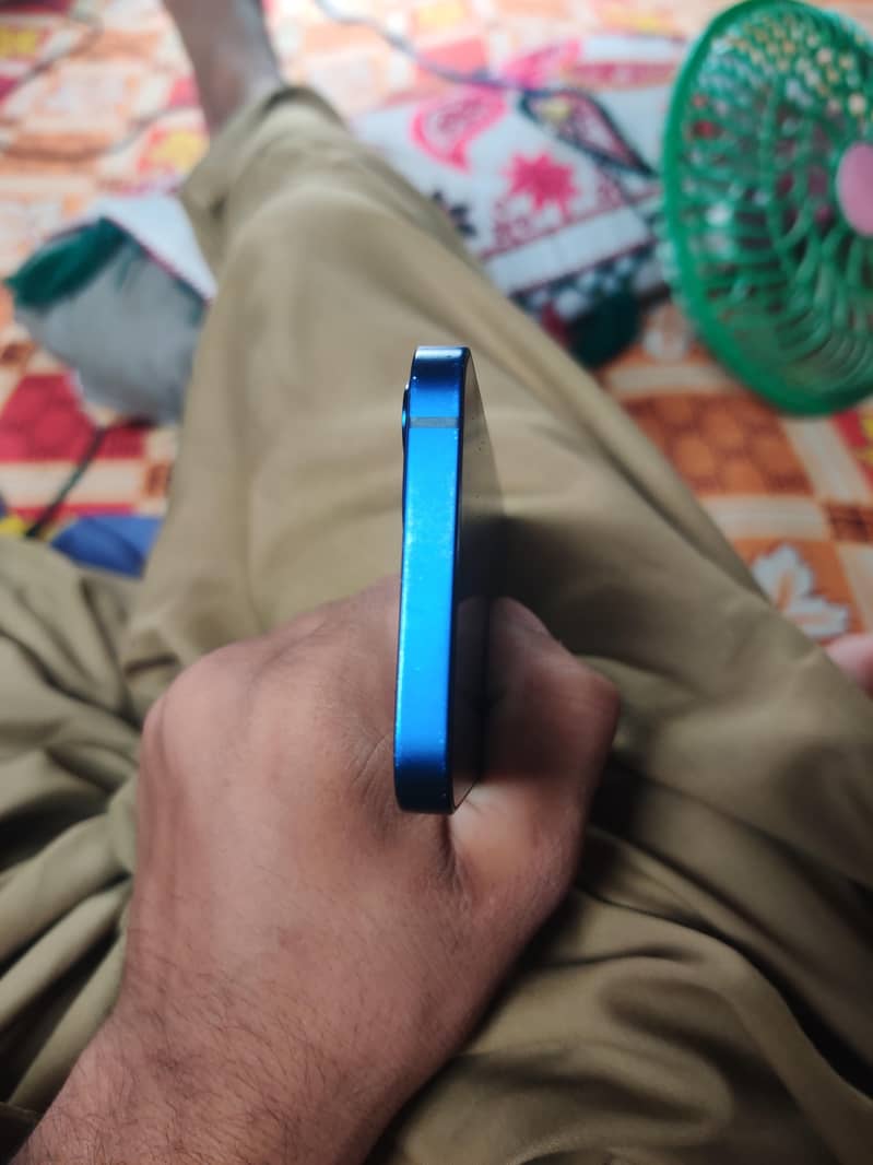 Apple iPhone 12 mini 5