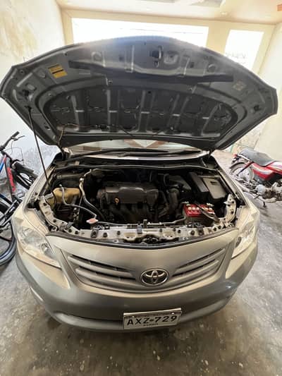 Toyota GLI 2012
