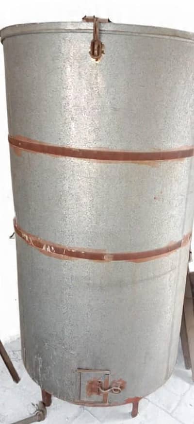 bharola container for grains