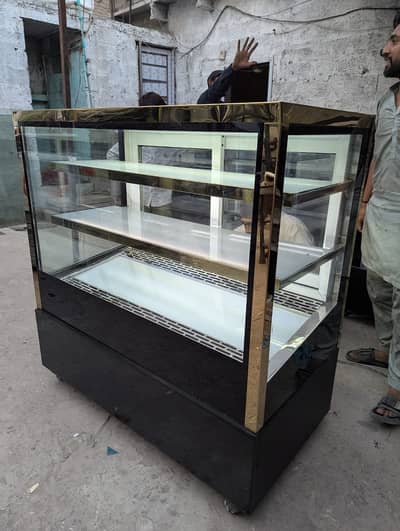 Counter for sale , Display Counter , Bakery Counter, Ice Cream Display