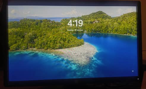HP Z23i 23" Monitor | Crystal Clear Display