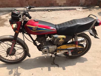 Honda cg 125 modal 2000 Samart card bana howa hy
