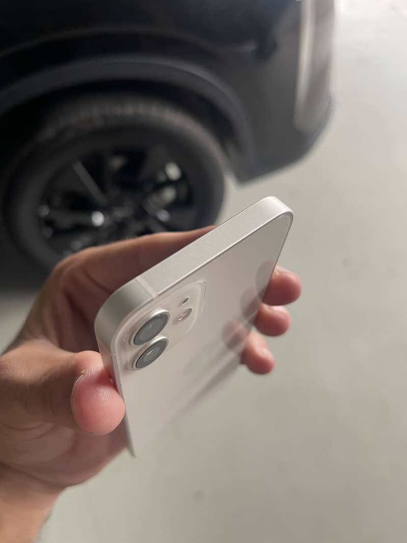 Apple iPhone 12 mini 2