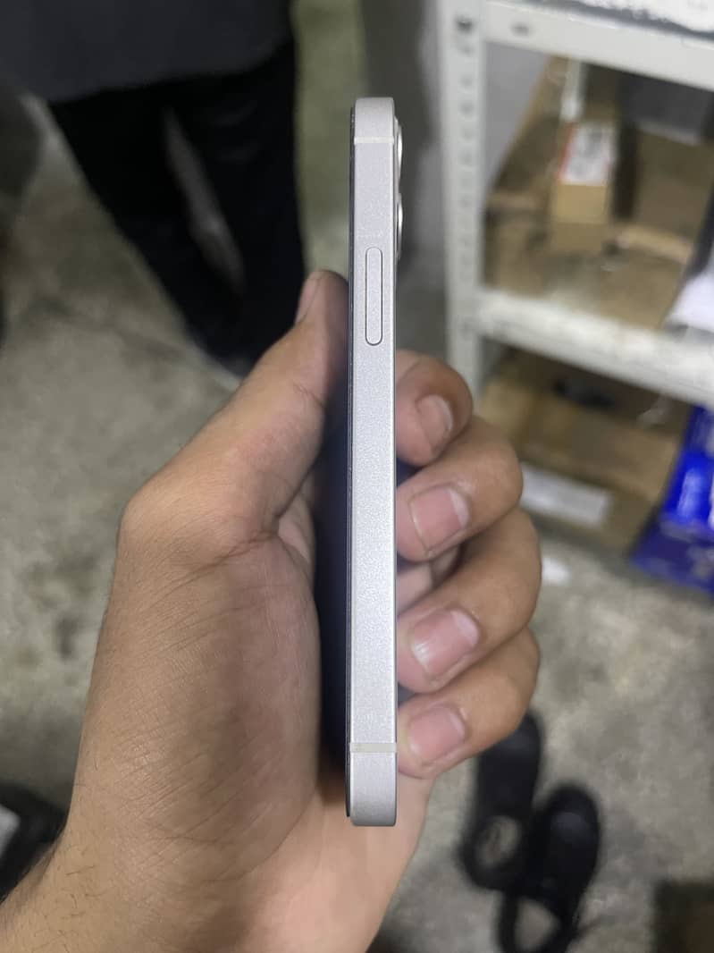 Apple iPhone 12 mini 7