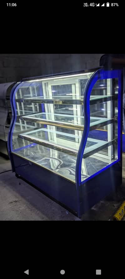 Counter for sale / Display Counter / Bakery Counter/ Ice Cream Display