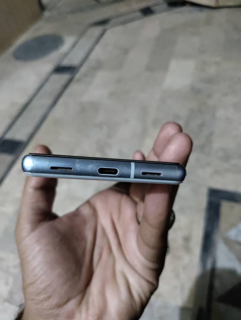Google Pixel 7a 1