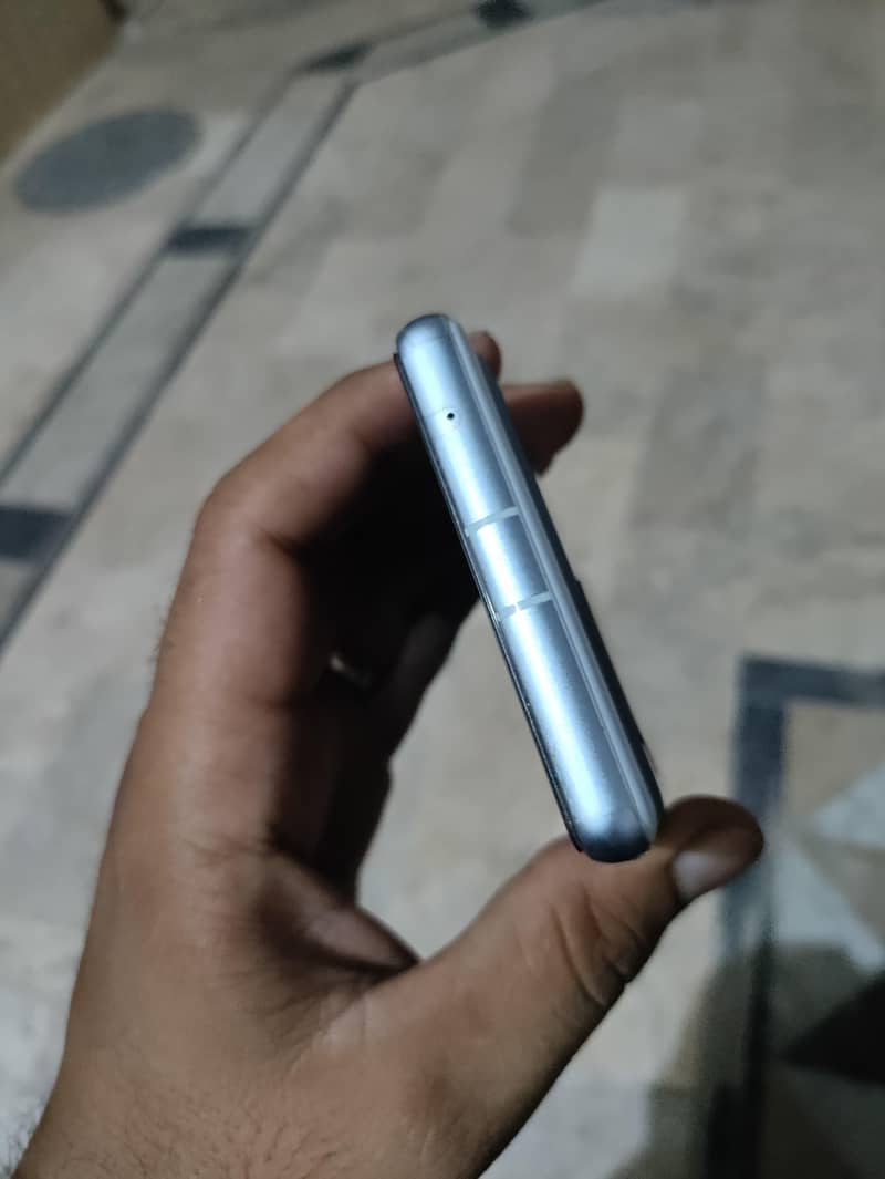 Google Pixel 7a 2