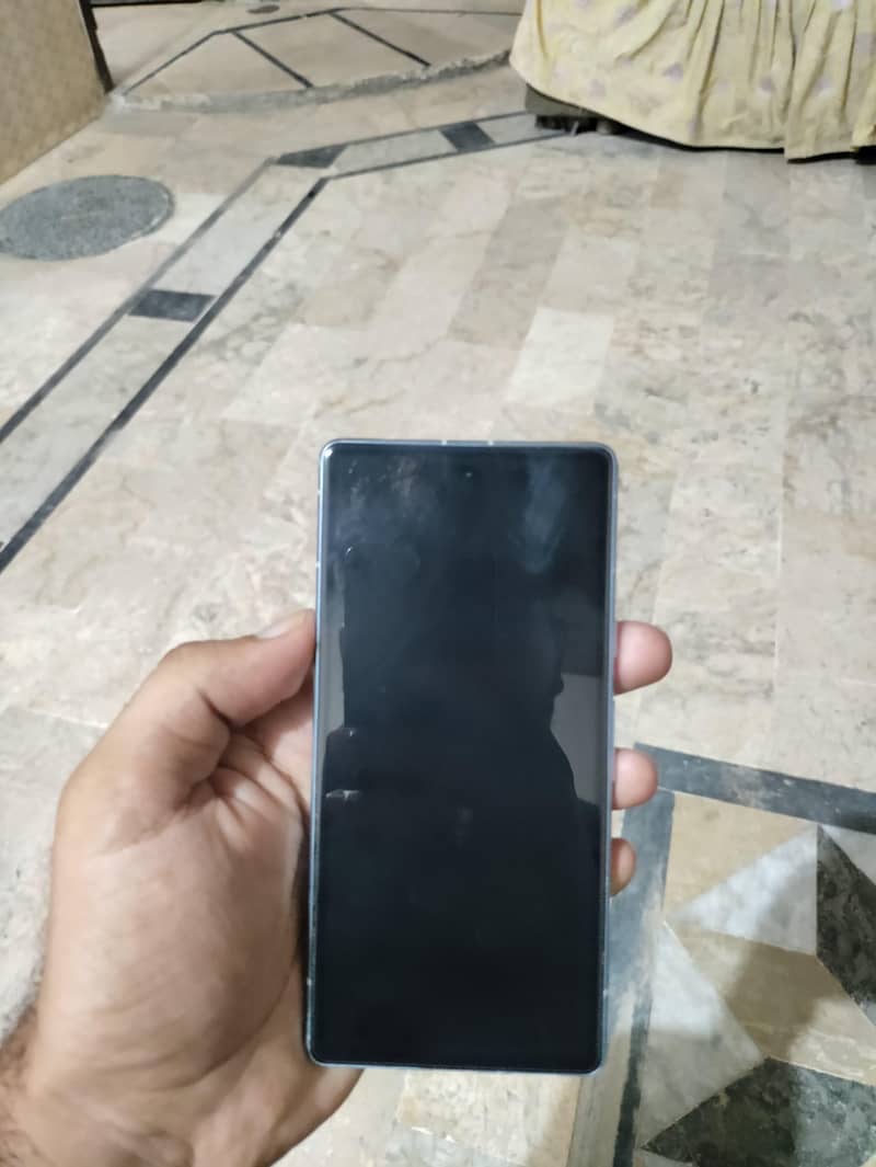 Google Pixel 7a 5
