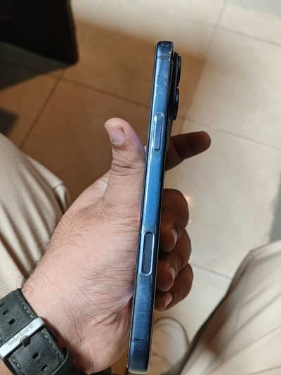 Apple iPhone 17 Pro Max 256GB Non-PTA eSIM 98% Battery