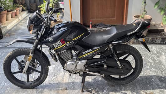 Yamaha YBR 125G Black