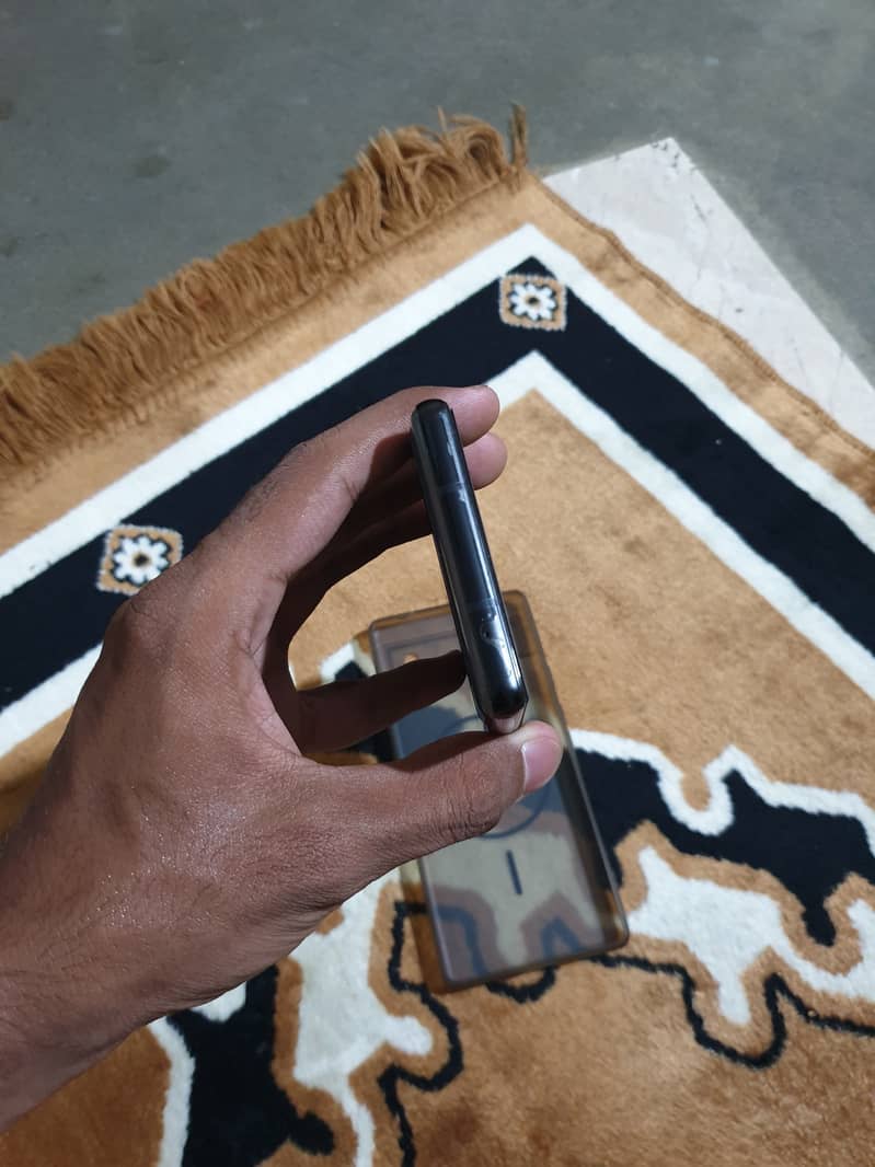 Google Pixel 6a 11