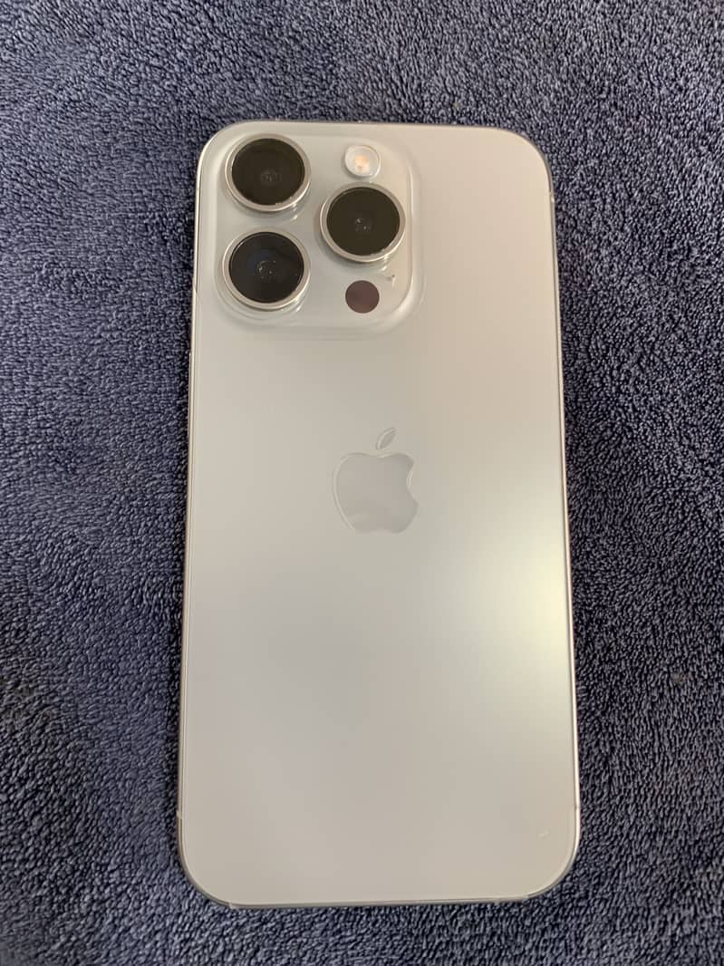 Apple 15pro 0