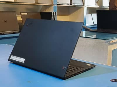 Lenovo X1 Carbon 8th Gen i7 16GB Ram 256GB SSD