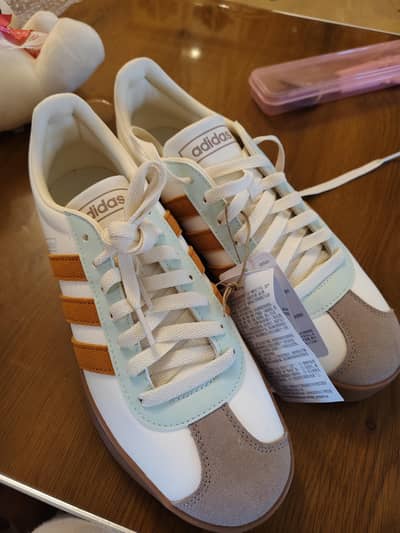 Adidas court classic shoes