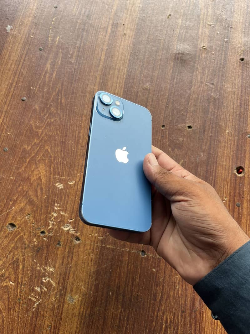 Apple iPhone 13 3
