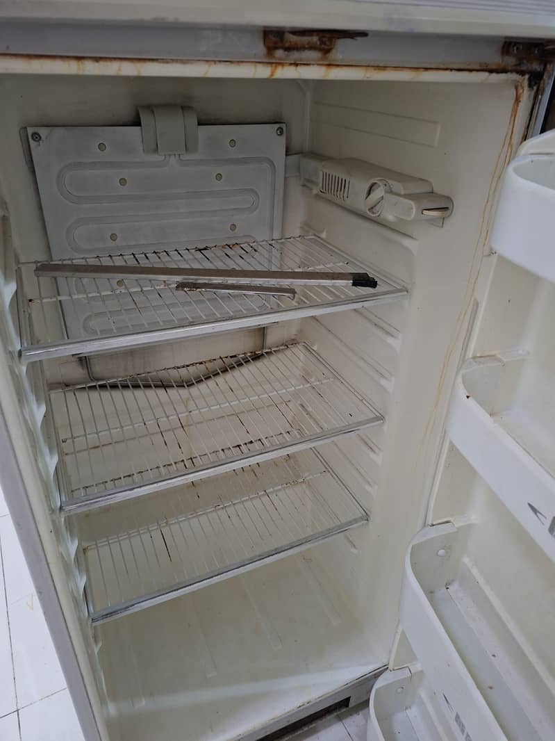 Used Fridge 1