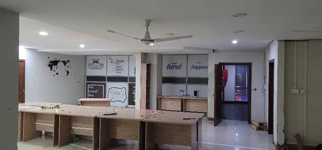 1900 sqft Fully Furnished Office available for rent. Rent 140000/- Top Location