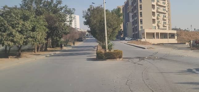 14 Marla (40x80) Level, Solid and Sunfacing plot for sale. Dem 2.30 Cr