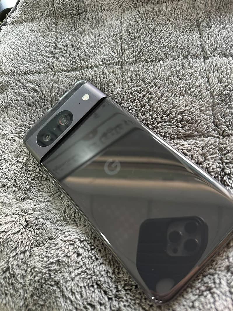 Google Pixel 8 0