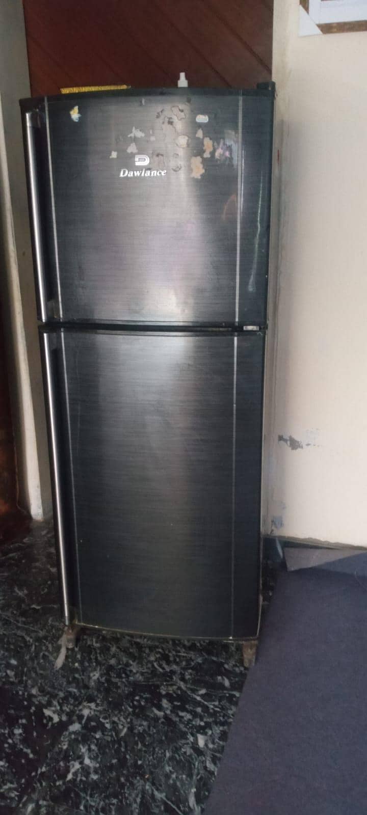 Refrigerator 0