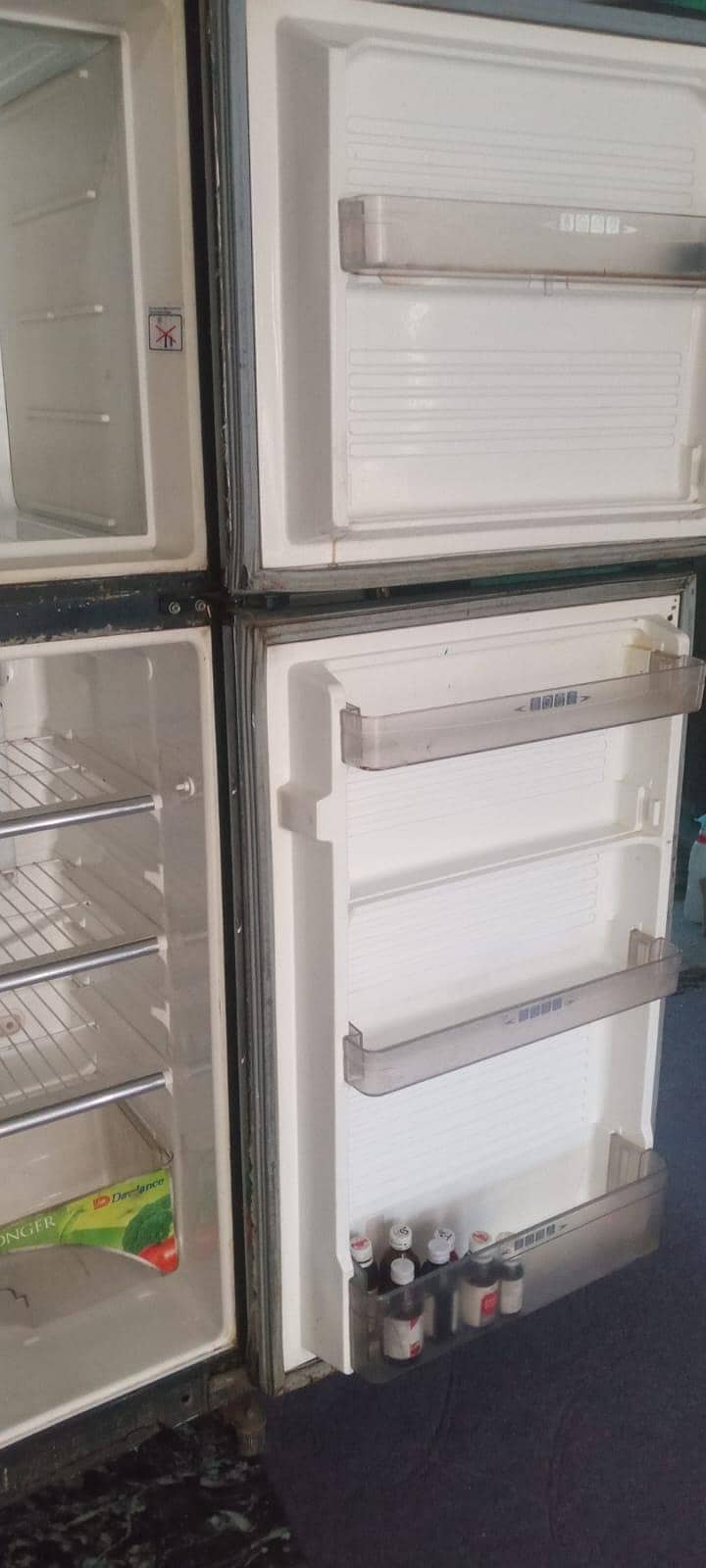 Refrigerator 1