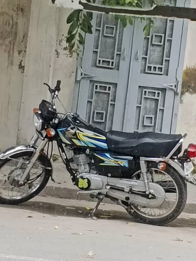 HONDA CG 125 BLACK CLASSIC