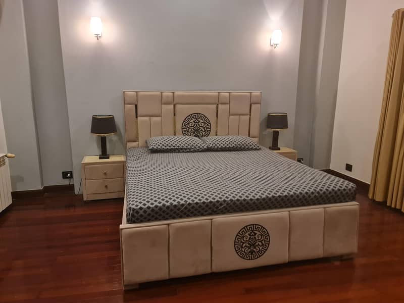2 Bedset with 2 Sofaset 0