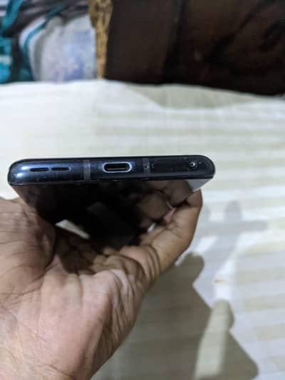 One Plus 8=16/256