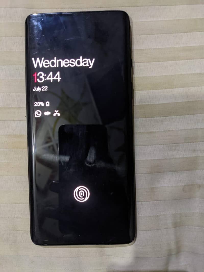 One Plus 8=16/256 1