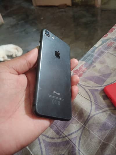 Apple iPhone 7