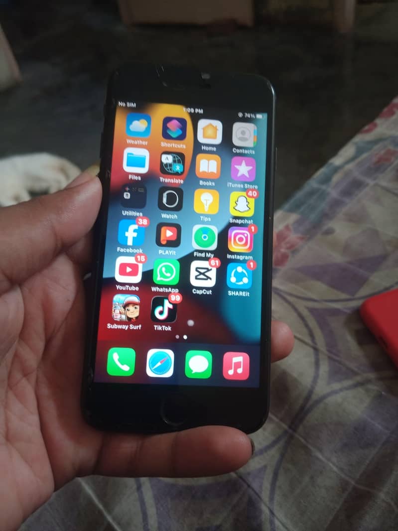 Apple iPhone 7 5