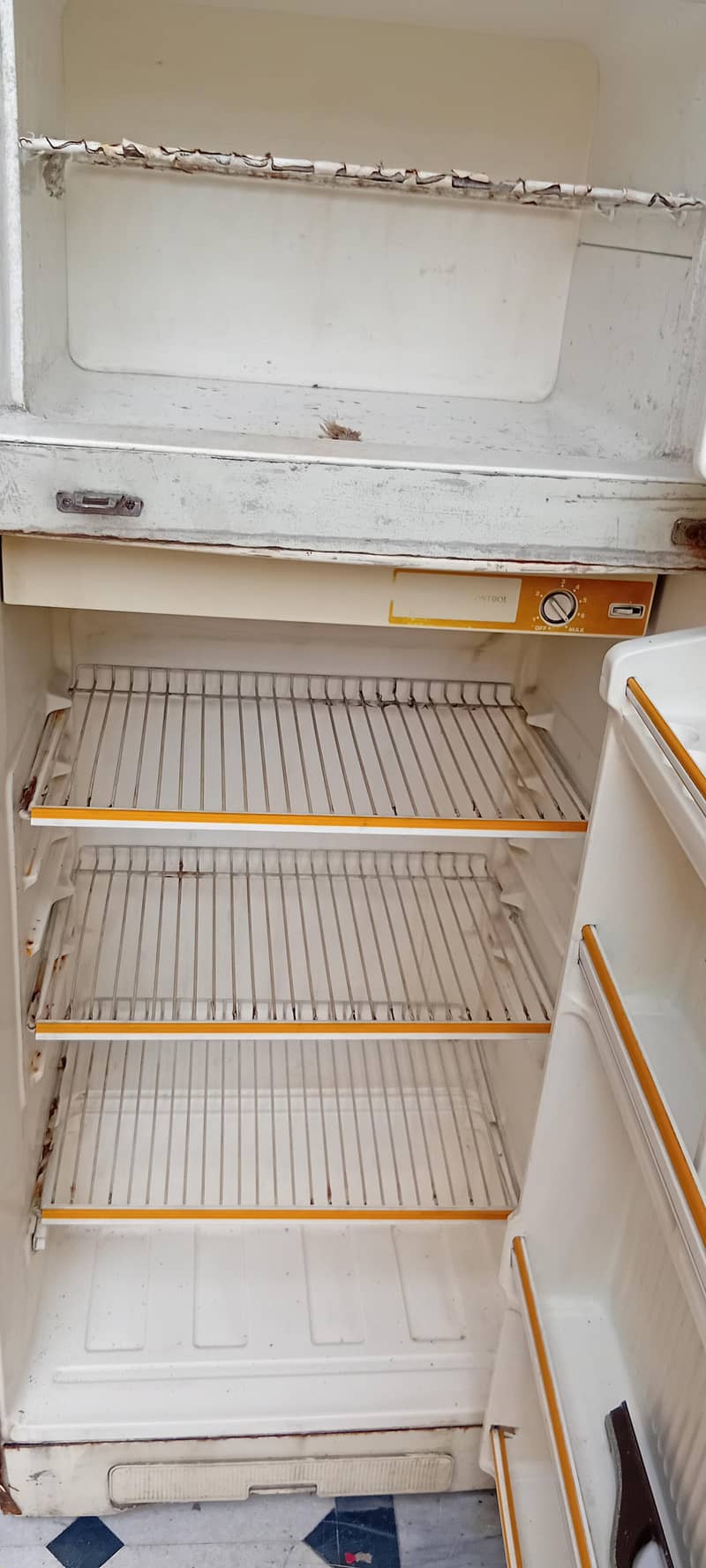 General fridge | working condition 4