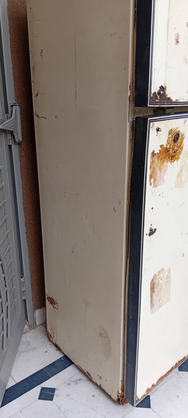 General fridge | working condition 8