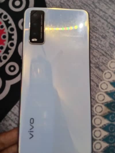 Vivo Y20 4 64 gb