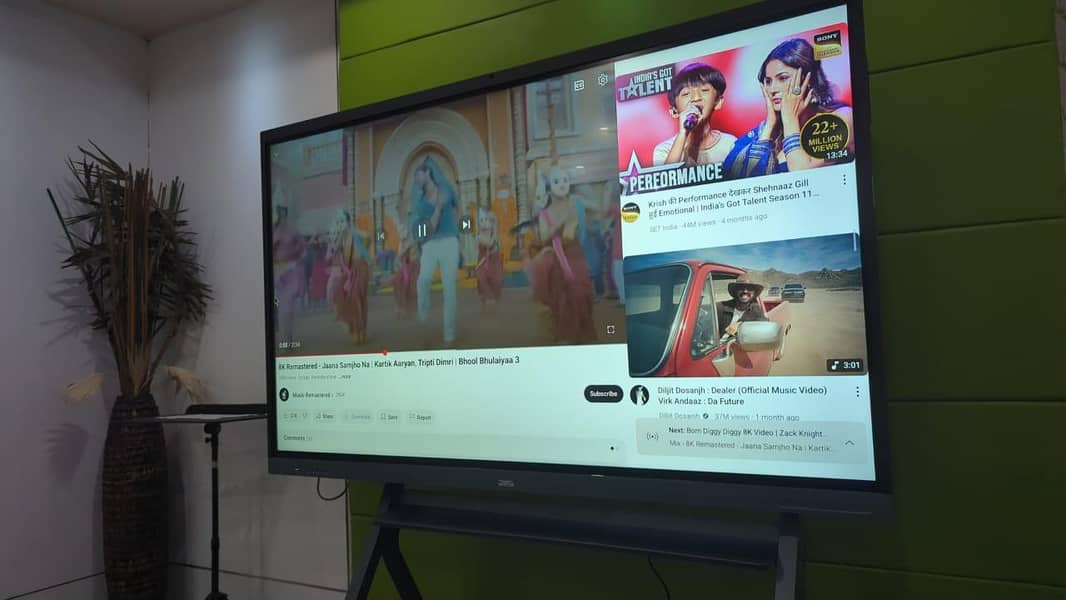 Maverik interactive flat panel | touch screen 4