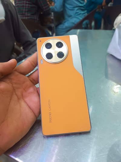 Tecno CAMON 30