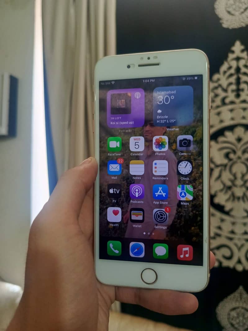 Apple iPhone 8 Plus 2