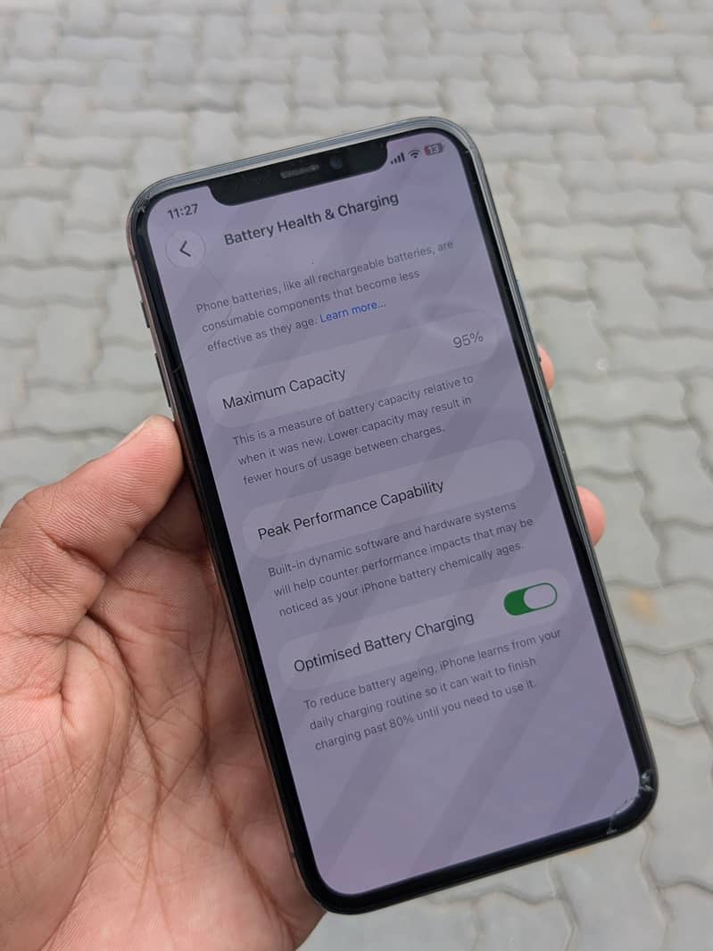 Apple iPhone 11 Pro 3