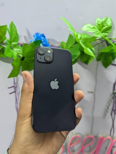 Apple iPhone 13 jv 10/10 condition 90 health