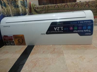 Haier 1.5 Ton triple inverter AC (Heat&Cool) - Excellent condition