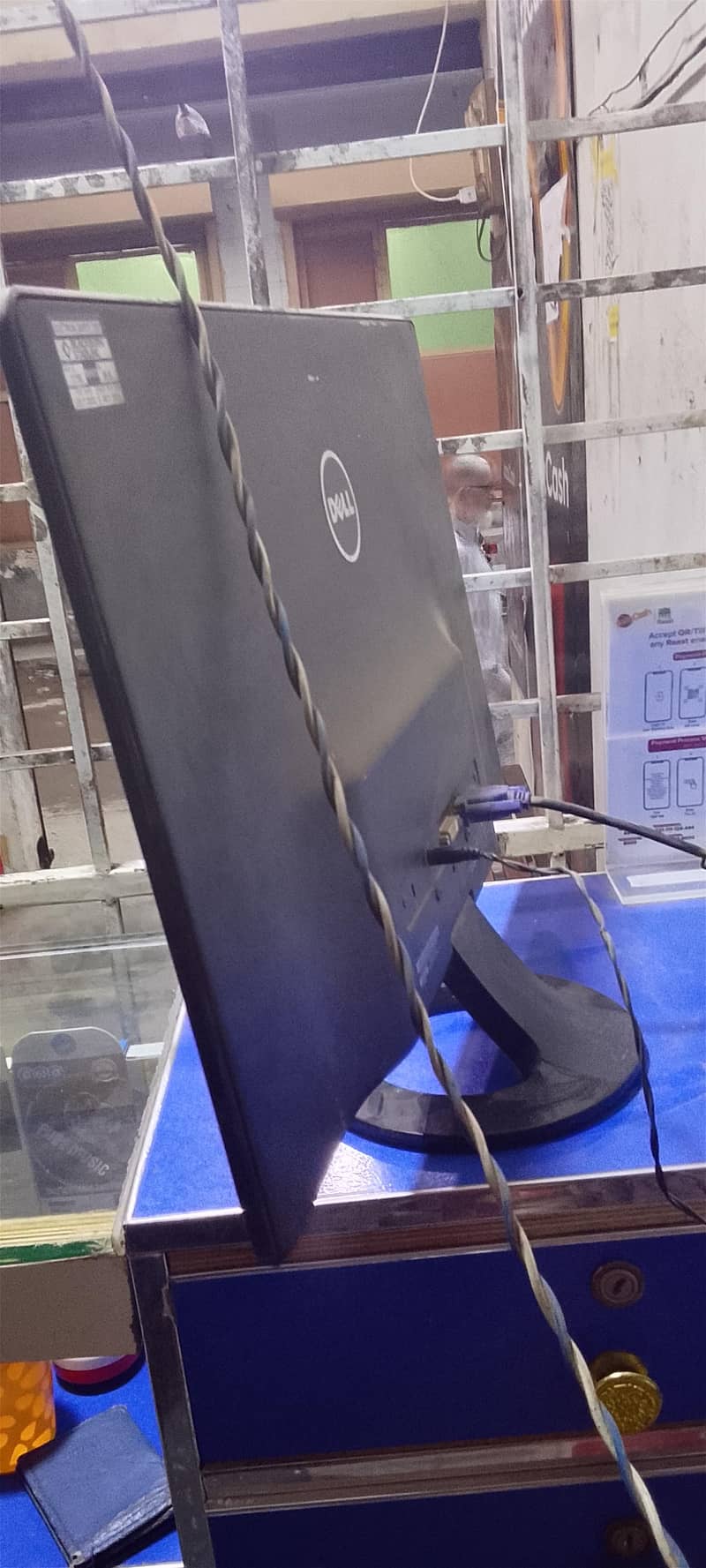 computer LCD 2