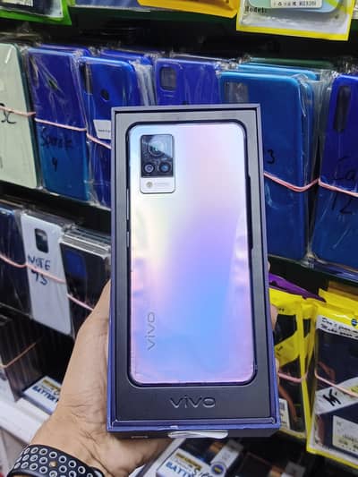 Vivo V21