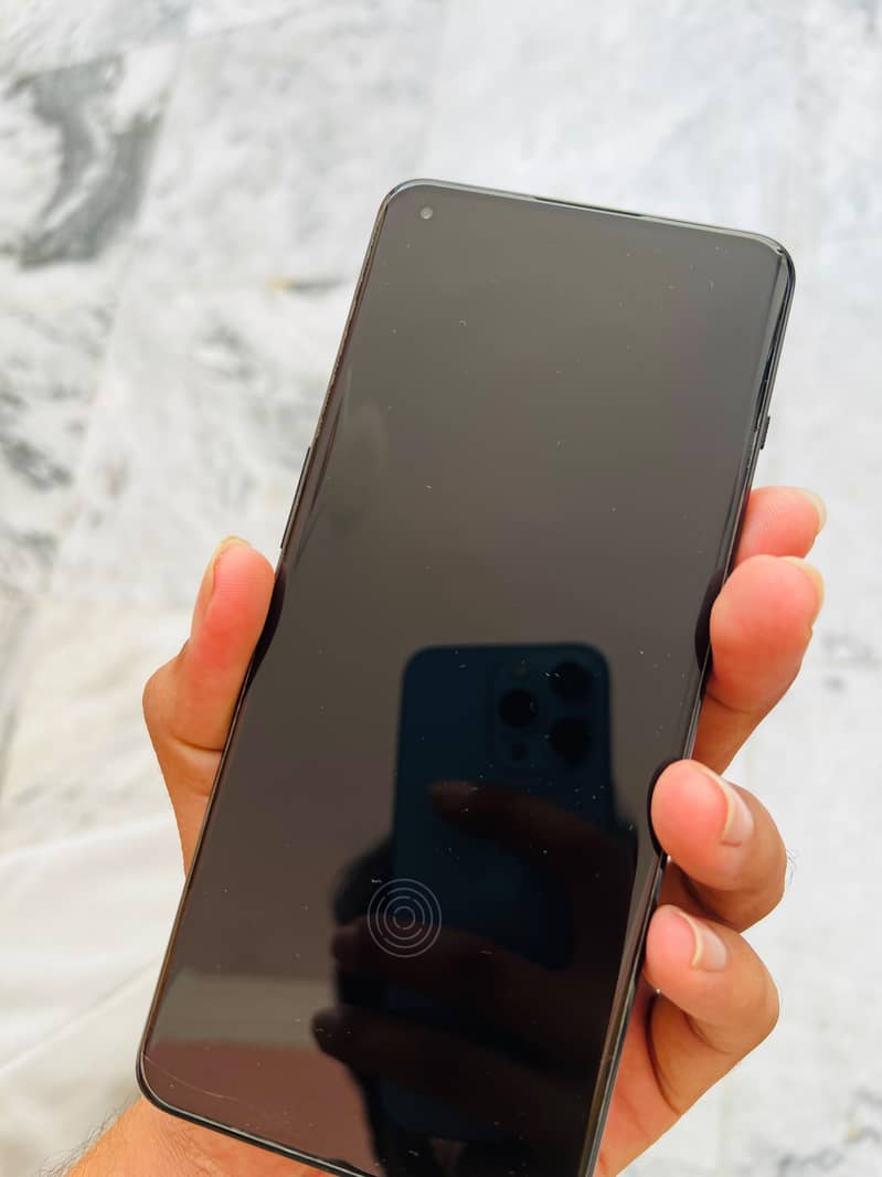 One Plus 10 Pro 1