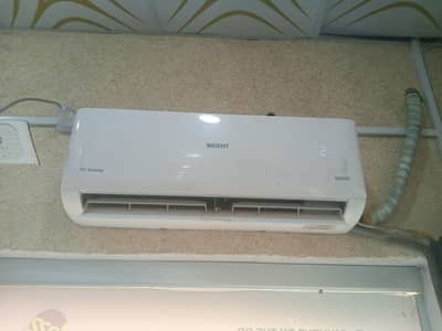 1TON INVERTER AC With Original Compressor