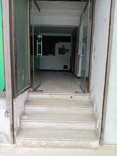 4 MARLA GROUND FLOOR FOR RENT WITH MAZANINE