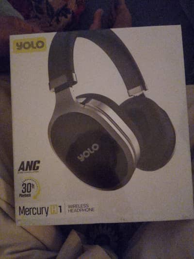 mercury H1 wireless headphones
