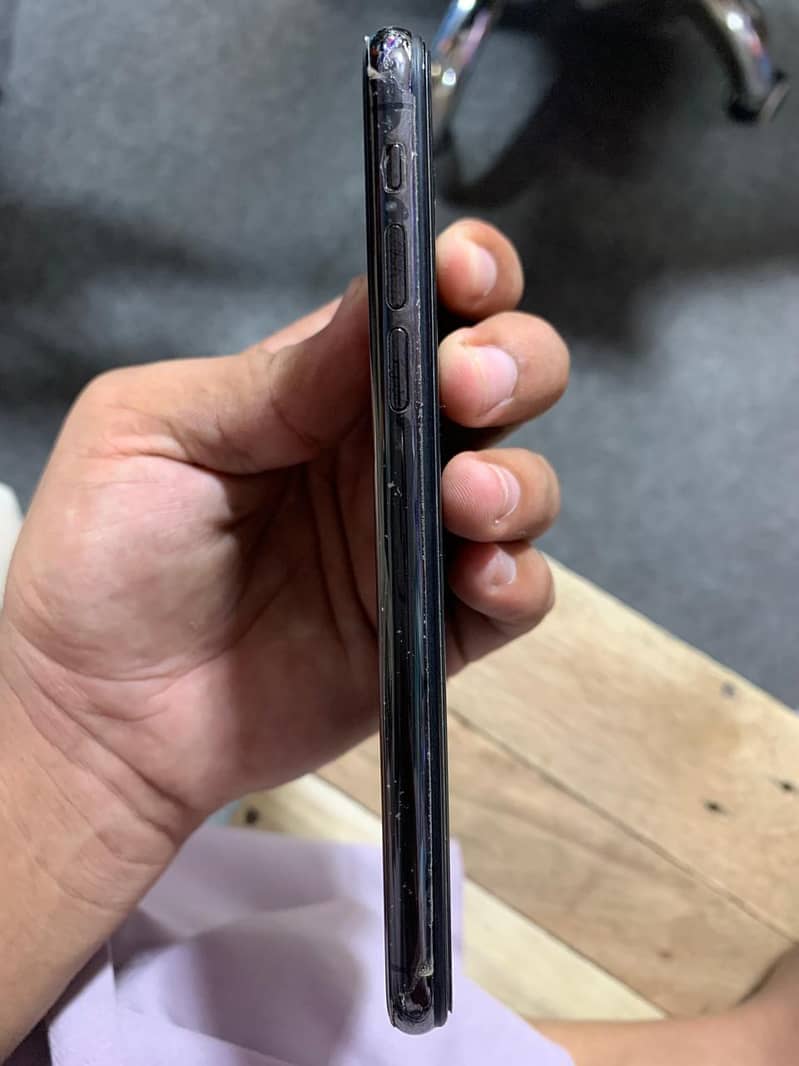 Apple iPhone X 1