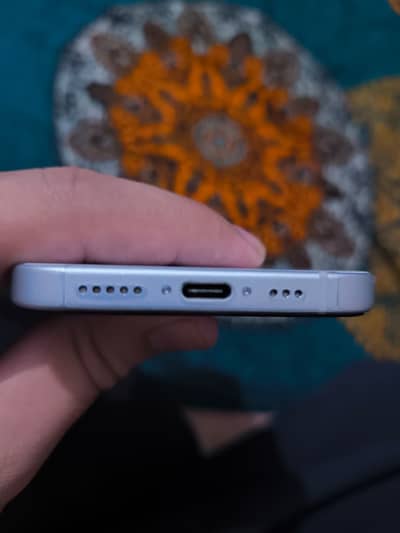Apple iPhone 15