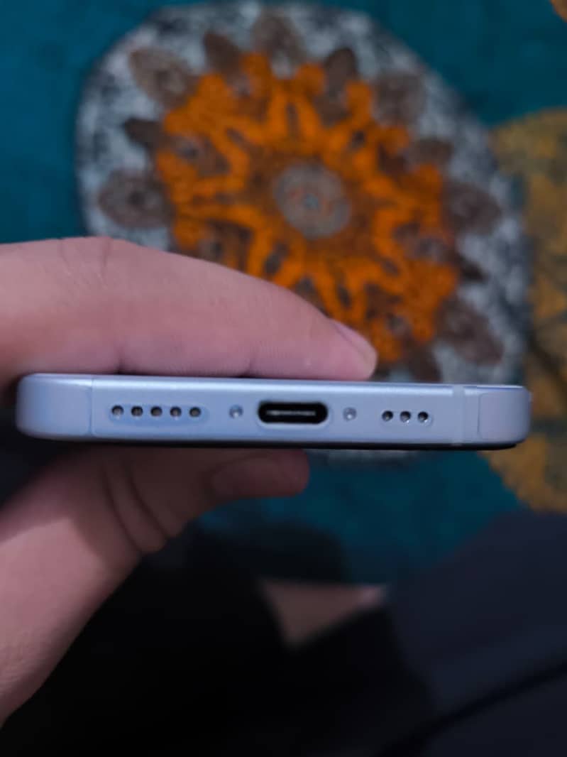 Apple iPhone 15 0